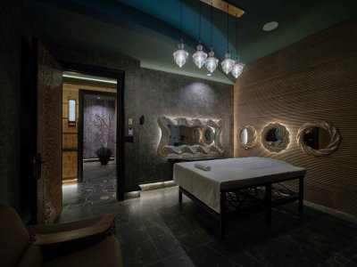 Sensa massage room.jpg