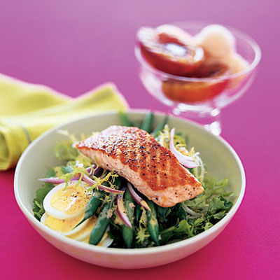 salmon-salad-hl-1072229-400x400.jpg